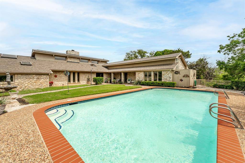 Granbury, TX 76048,1517 Lakeview Court