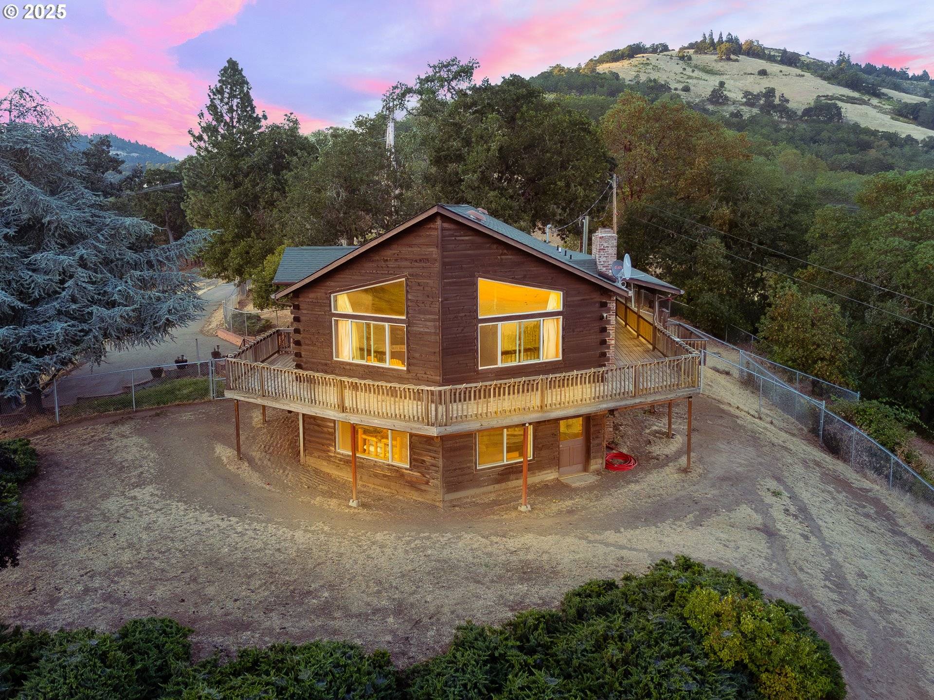 Roseburg, OR 97471,629 BUELL LN