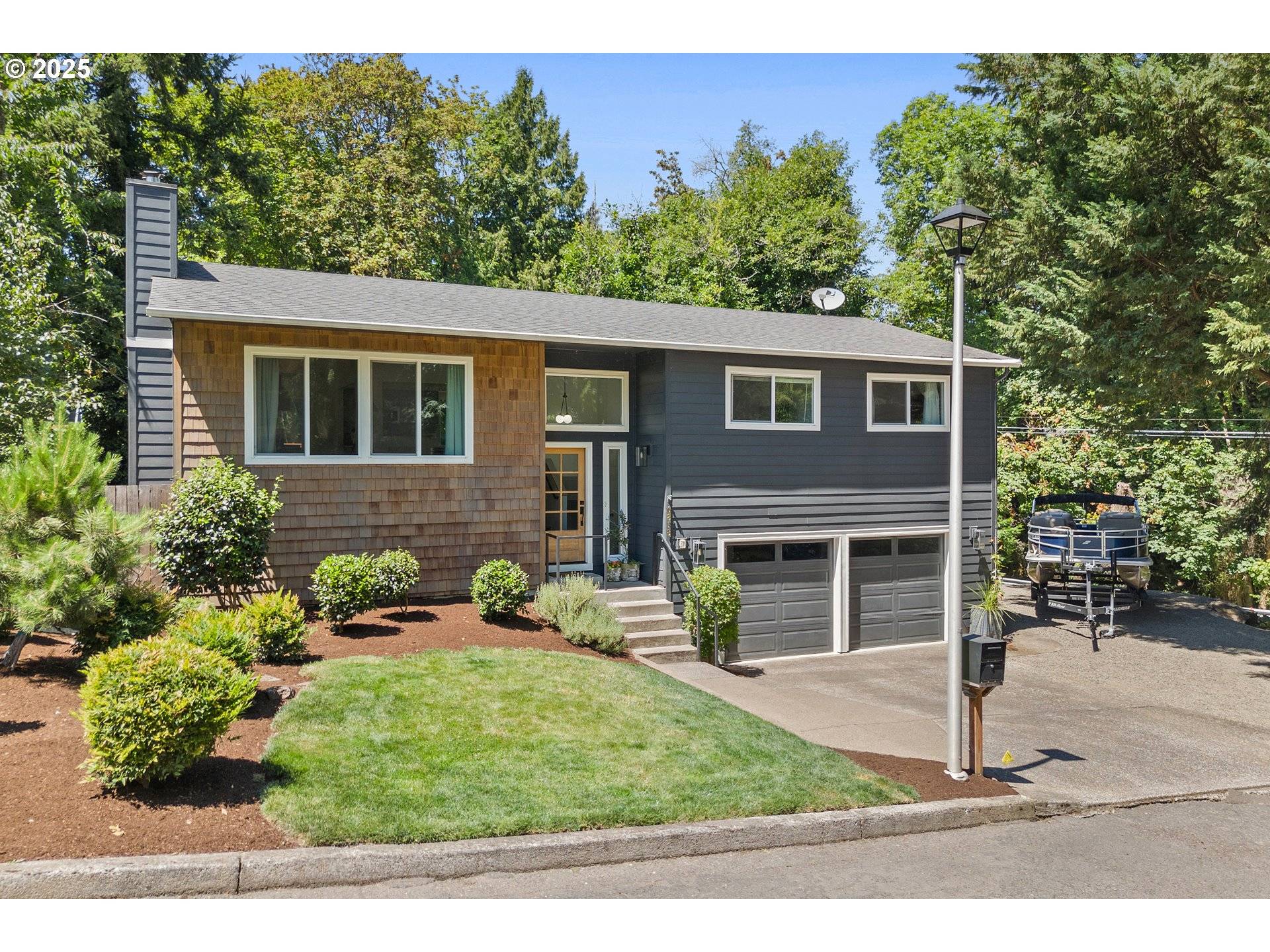 West Linn, OR 97068,6818 MARQUETTE DR
