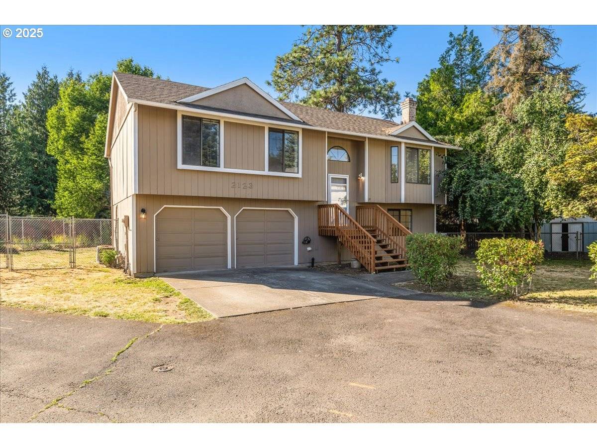 Portland, OR 97233,2123 SE 176TH AVE