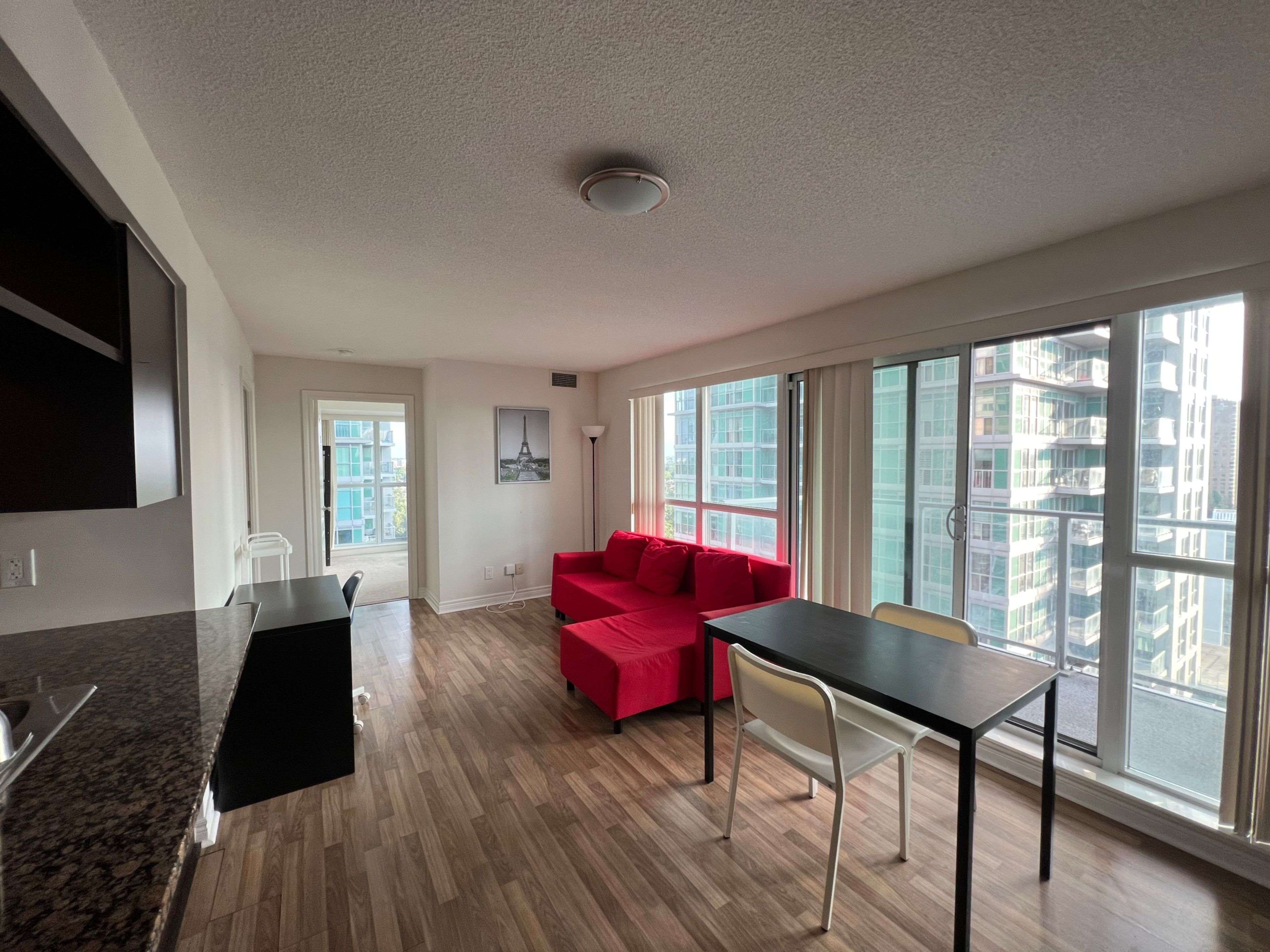 Toronto E09, ON M1P 0B2,70 Town Centre CT #1507