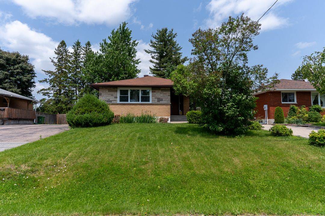 Pembroke, ON K8A 2R7,531 Melton ST