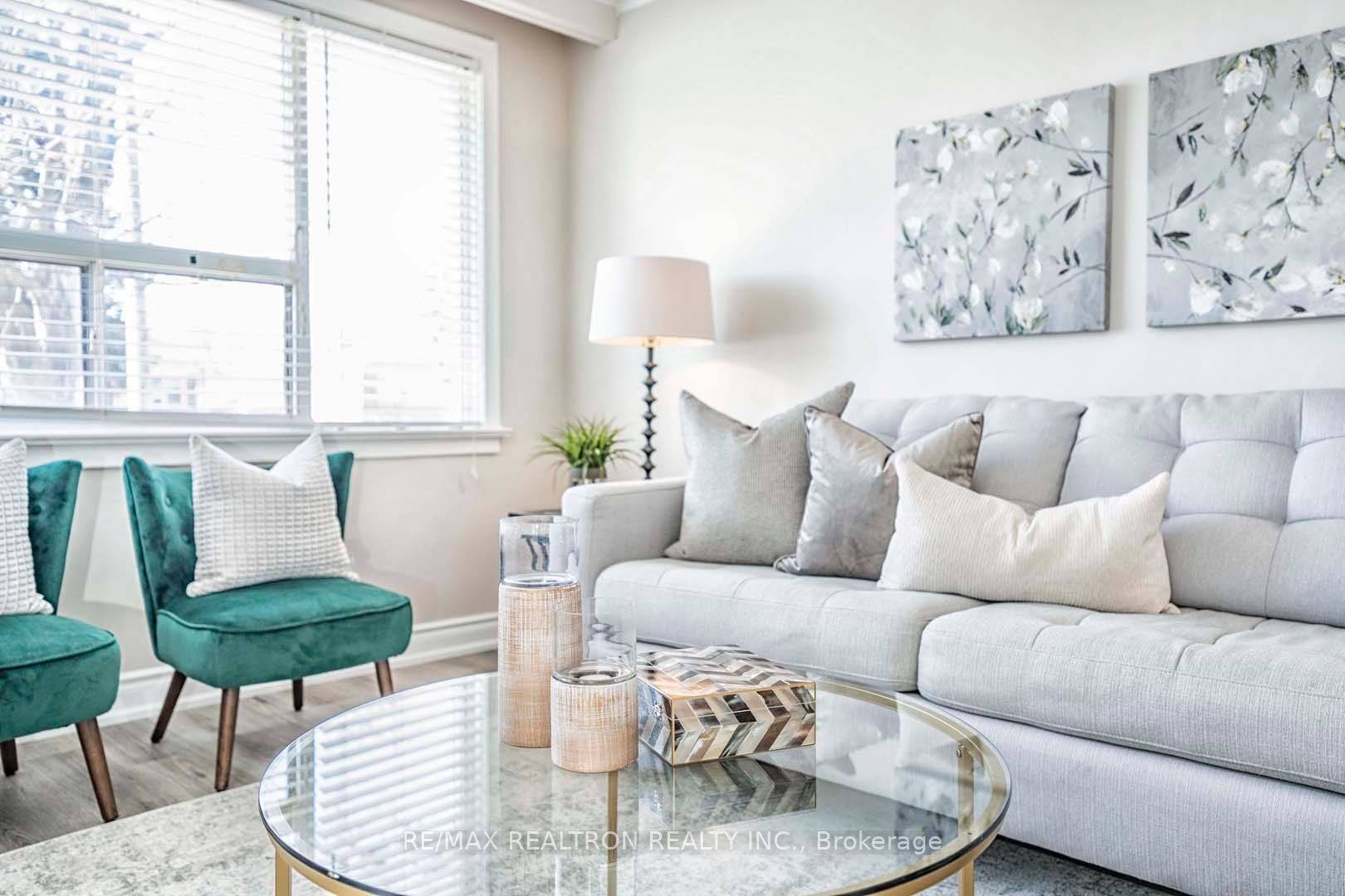 Oakville, ON L6K 2P2,235 Southview RD