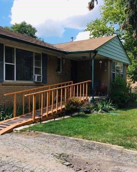 Oakville, ON L6K 2M4,320 Ashbury RD
