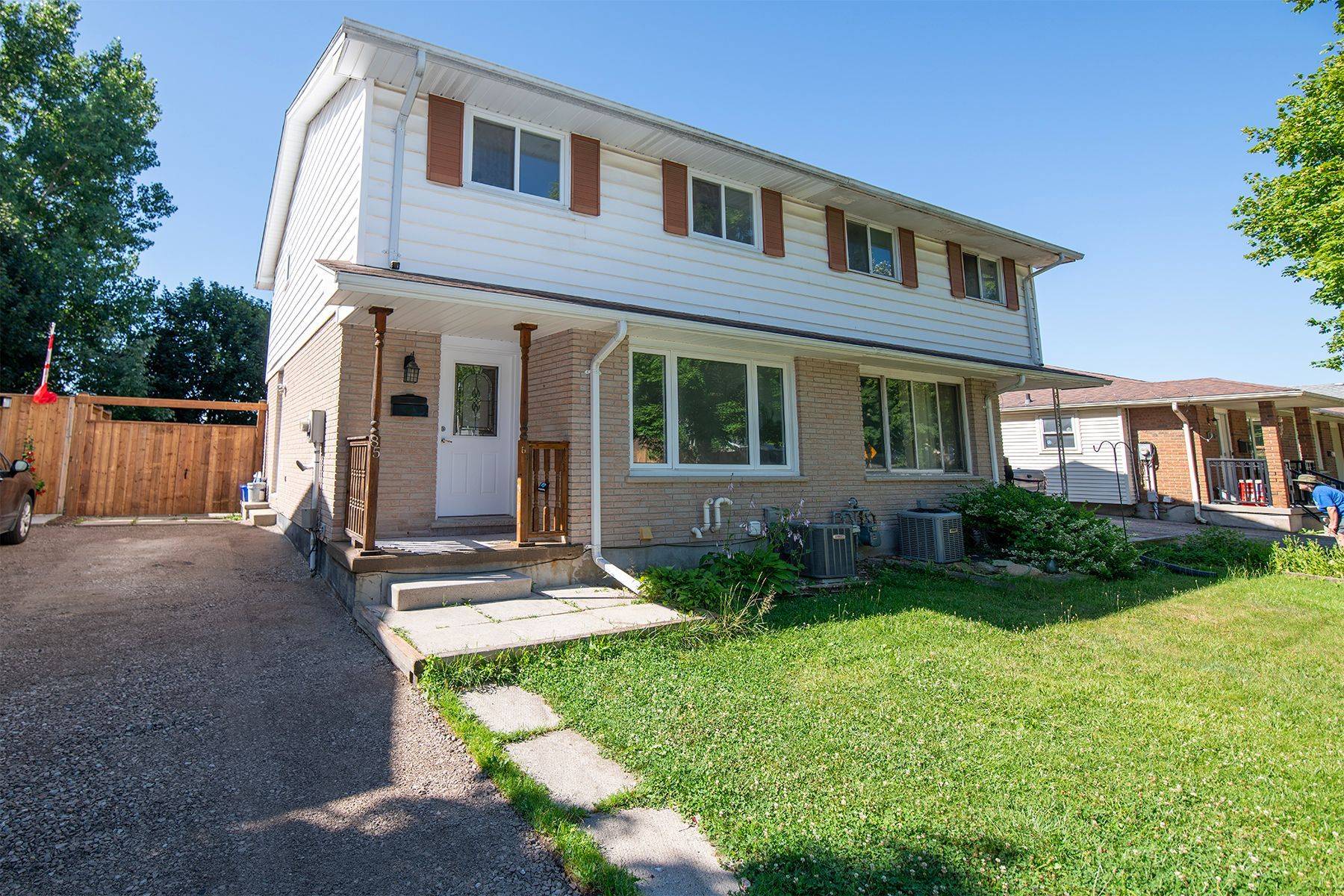 London South, ON N6E 2N1,85 Elvira CRES