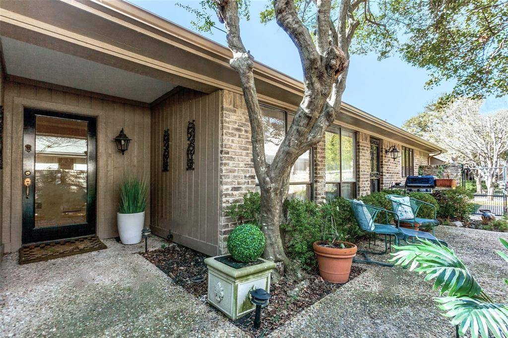 Dallas, TX 75248,5006 Village Court