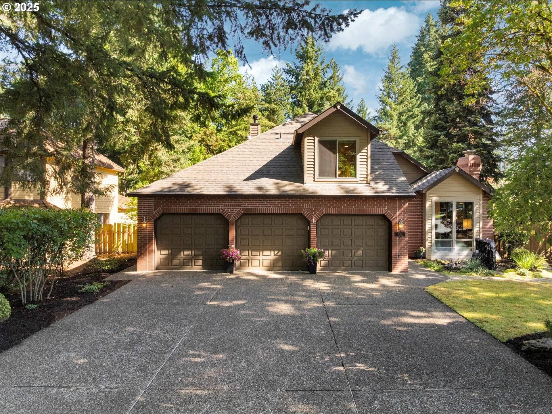 Durham, OR 97224,17011 SW RIVENDELL DR