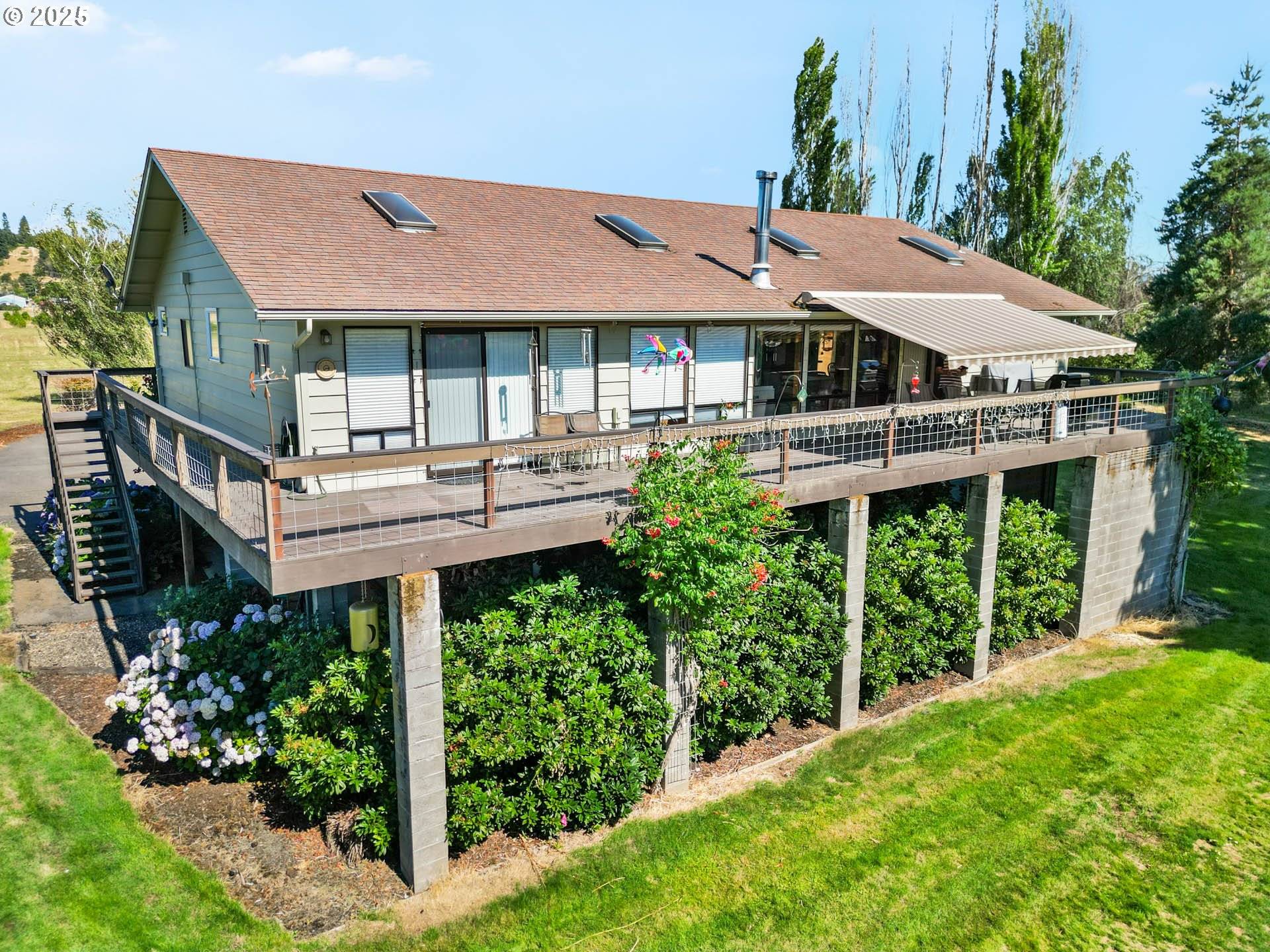 Roseburg, OR 97471,268 CAPITAL LN