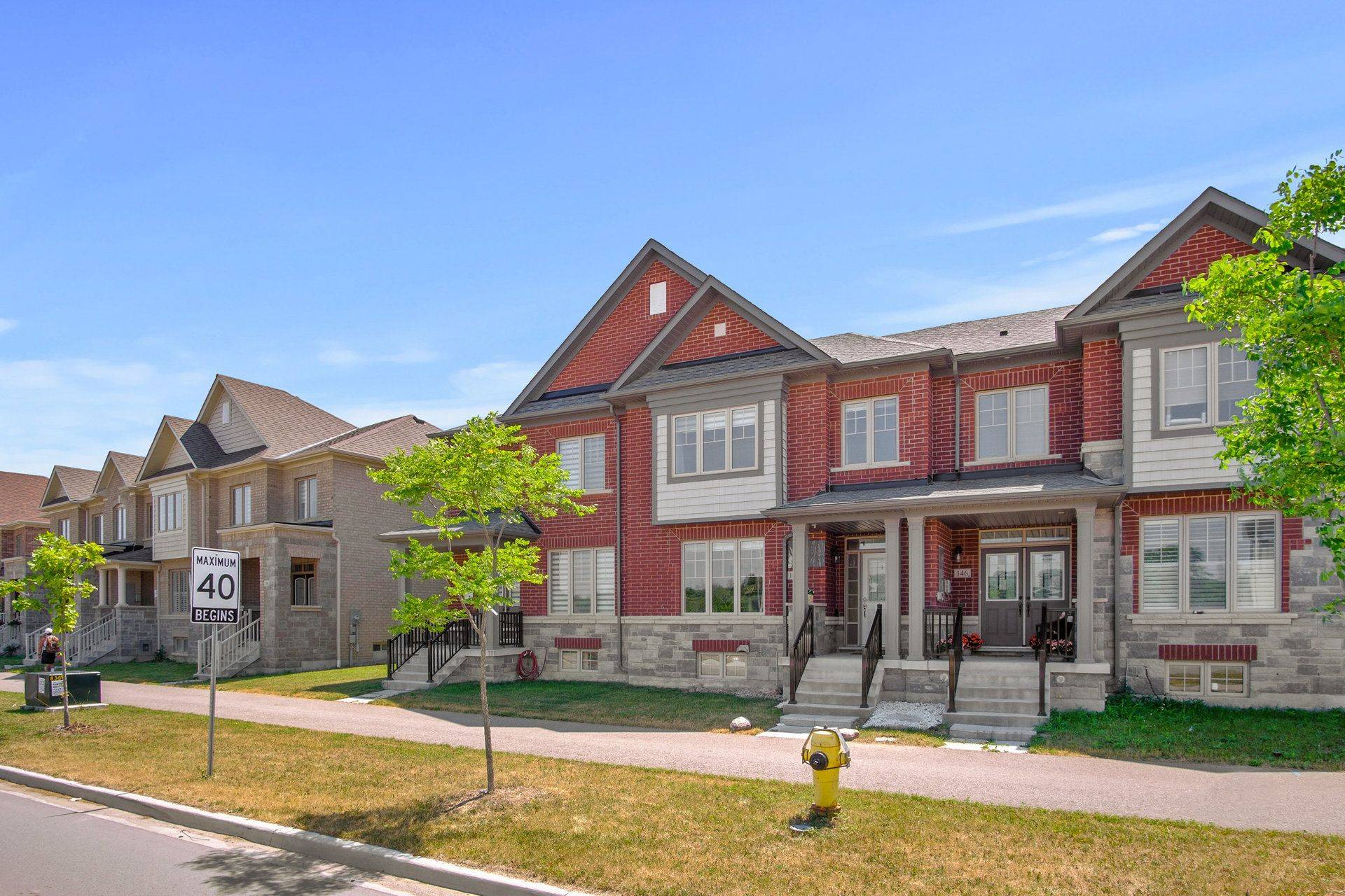 Whitby, ON L1P 0H1,144 Coronation RD