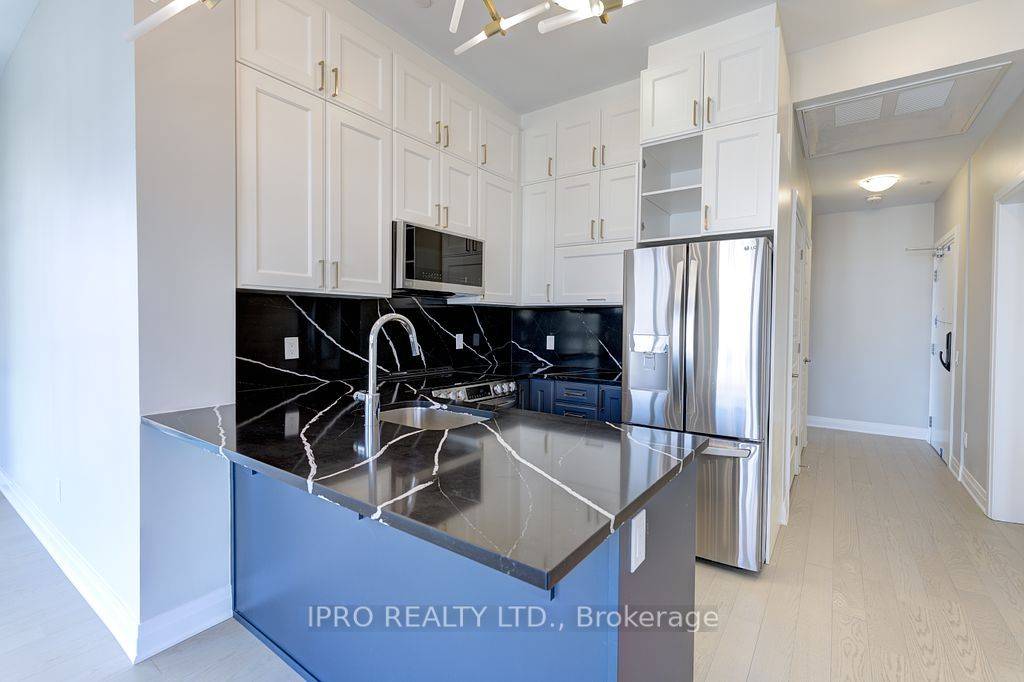 Milton, ON L9T 2X5,470 Gordon Krantz AVE #612