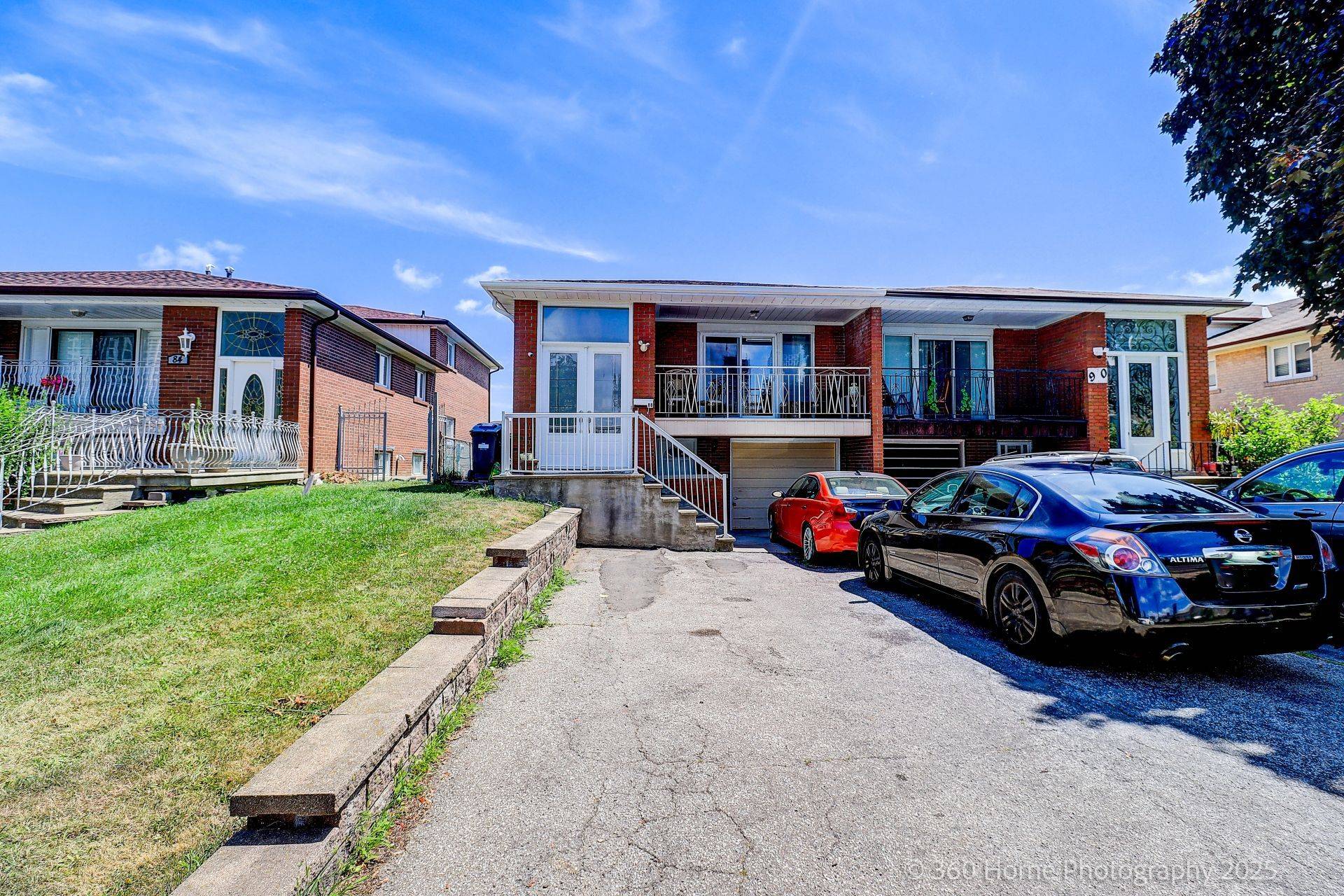 Mississauga, ON L5B 1L5,88 Central Pkwy W #Basement