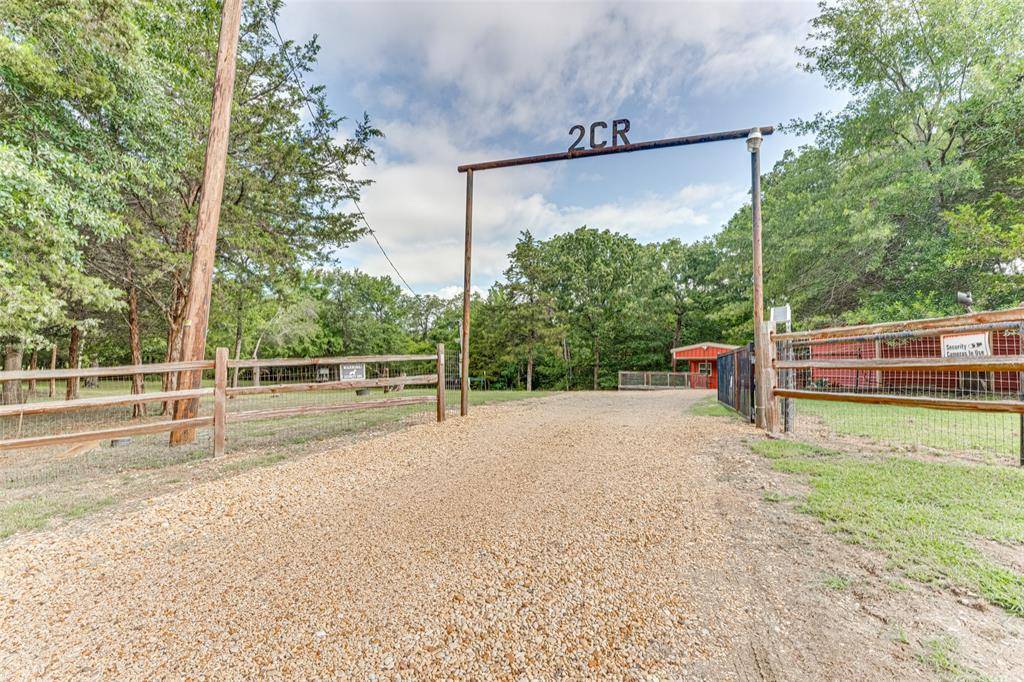 Quinlan, TX 75474,6281 County Road 2297