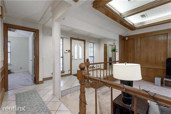 Denton, TX 76209,1421 Briarwood Street