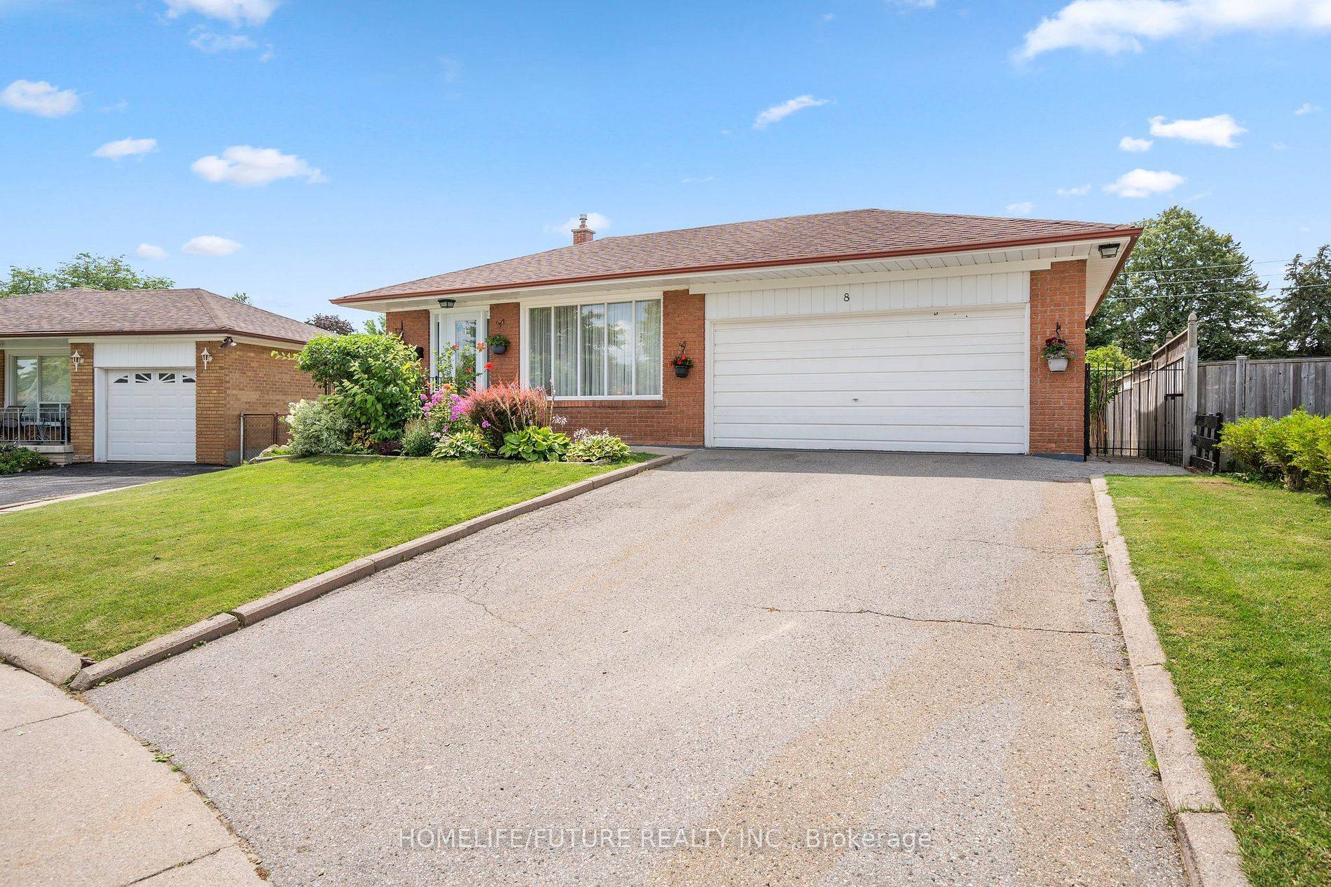 Toronto E09, ON M1H 2L3,8 Albacore CRES
