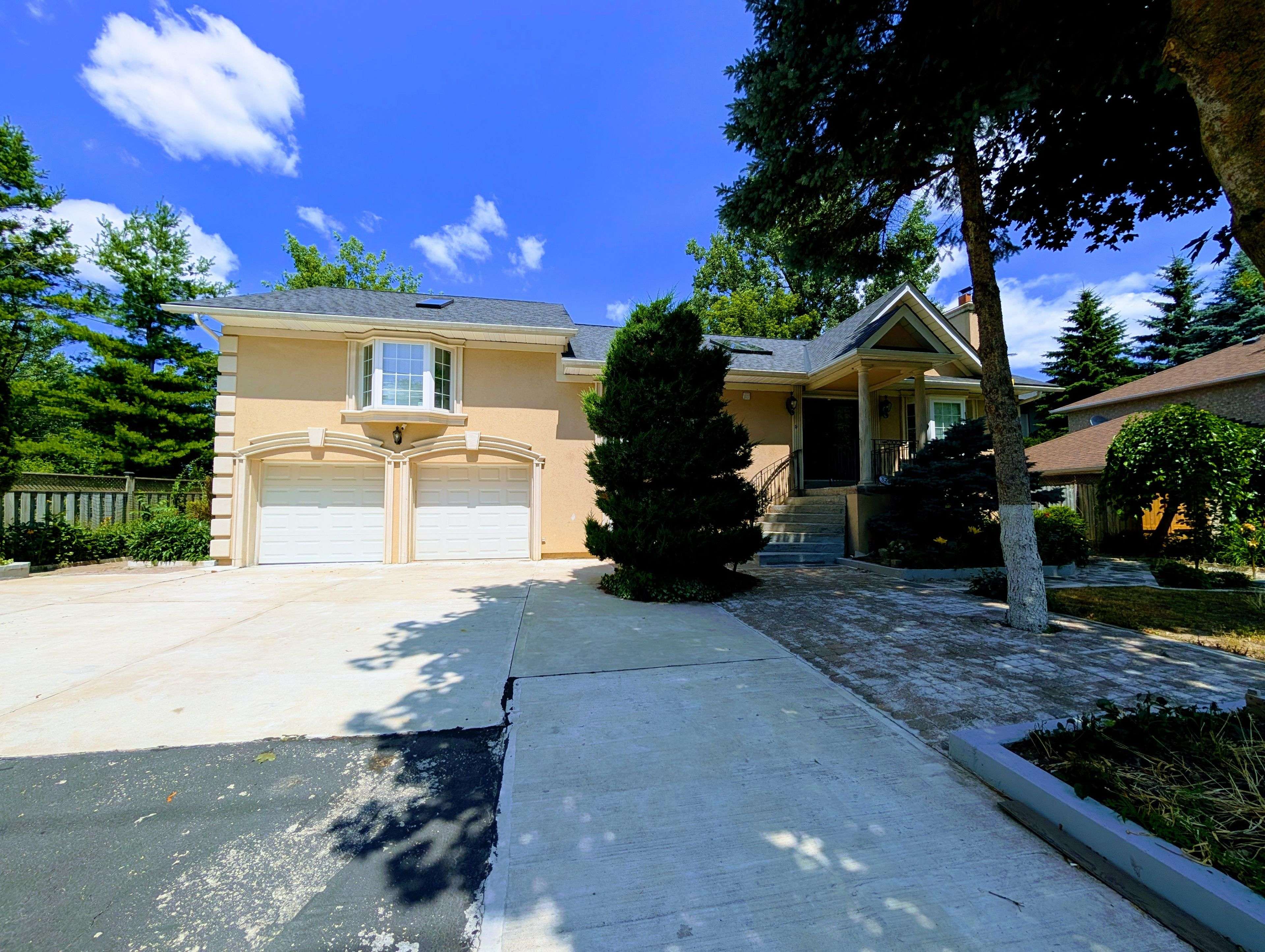Richmond Hill, ON L4E 3B2,524 North Lake RD #BSMT