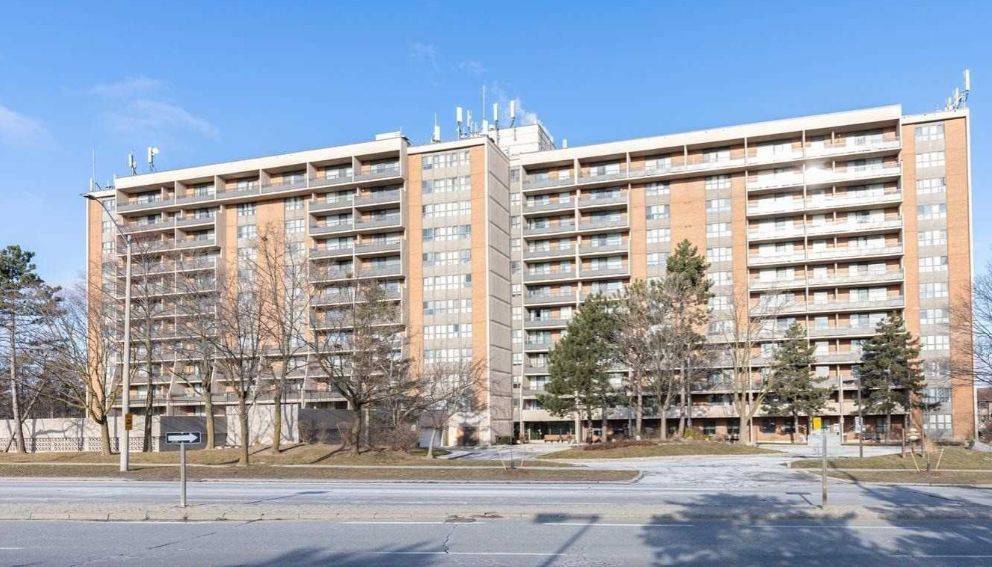 Mississauga, ON L5N 2C7,2929 Aquitaine AVE #804