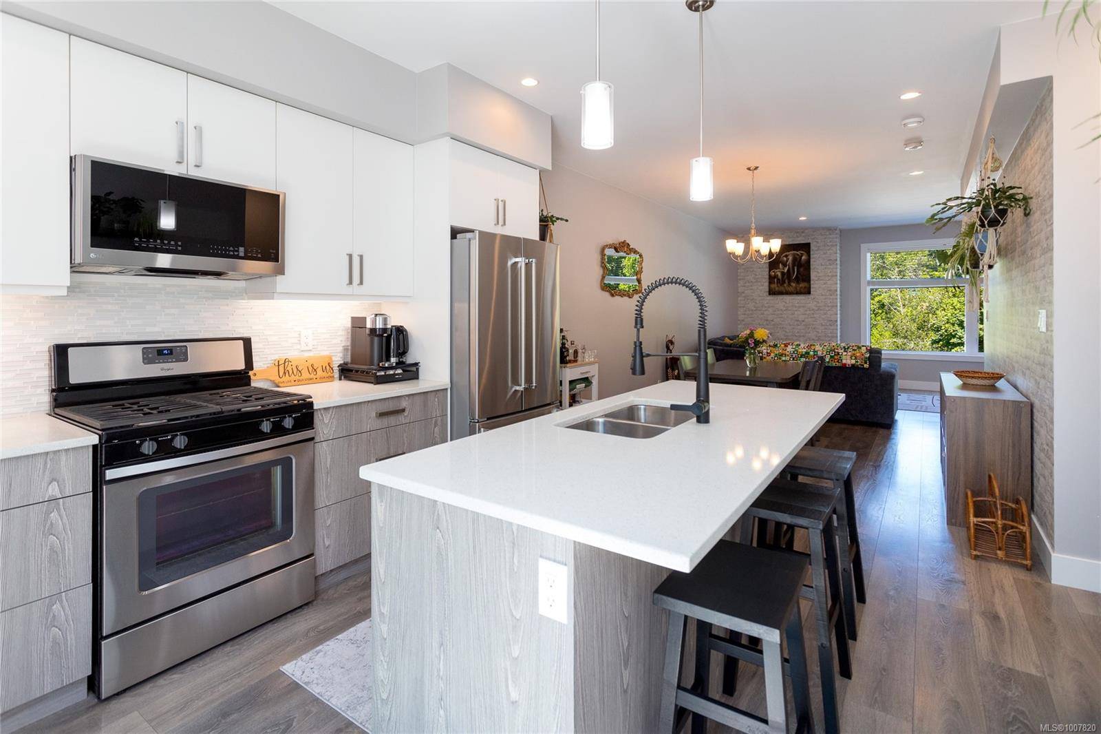 Langford, BC V9C 0H1,933 Wild Ridge Way #127