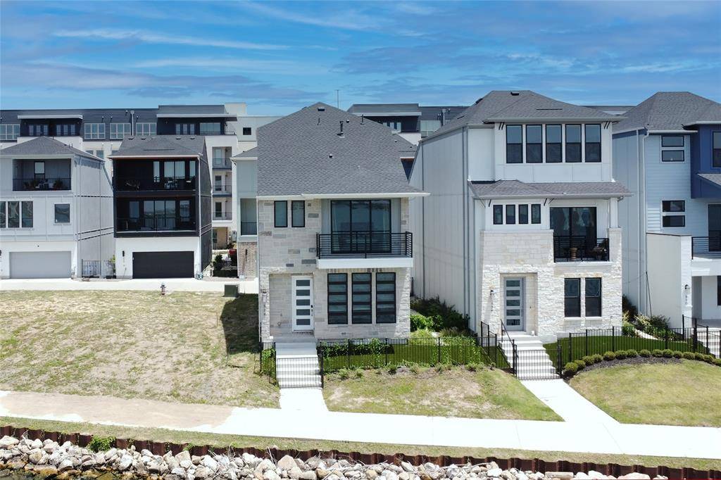 Rowlett, TX 75088,528 Secretariat Drive