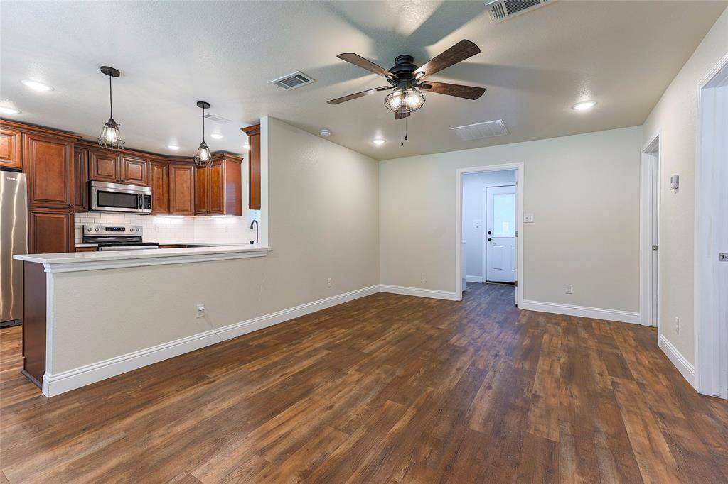Haltom City, TX 76117,2320 Harris Lane