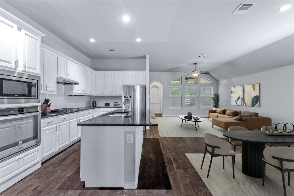Fort Worth, TX 76177,2360 Whispering Pines Drive
