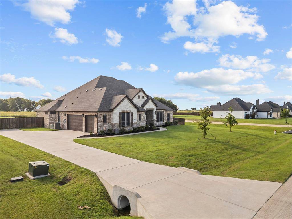 Waxahachie, TX 75167,670 Horseshoe Meadows Drive