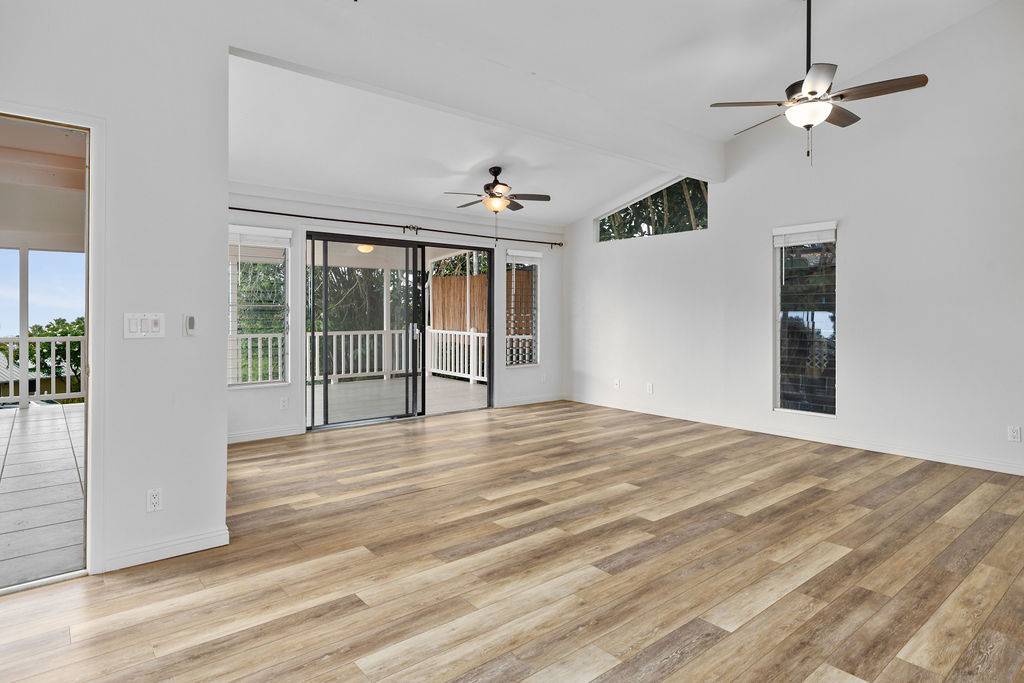 Kailua-kona, HI 96740,75-5781 IUNA PL