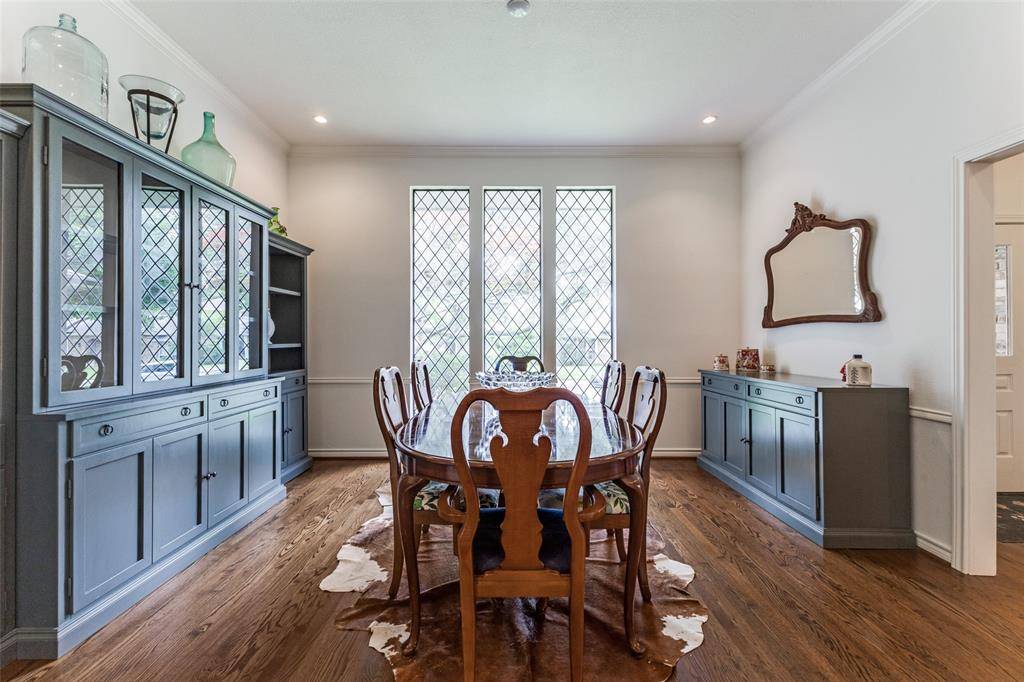 Dallas, TX 75231,7219 Claybrook Drive