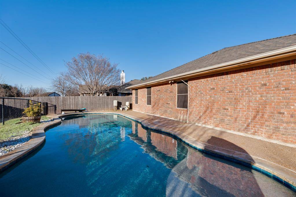 Saginaw, TX 76131,856 Santa Fe Drive