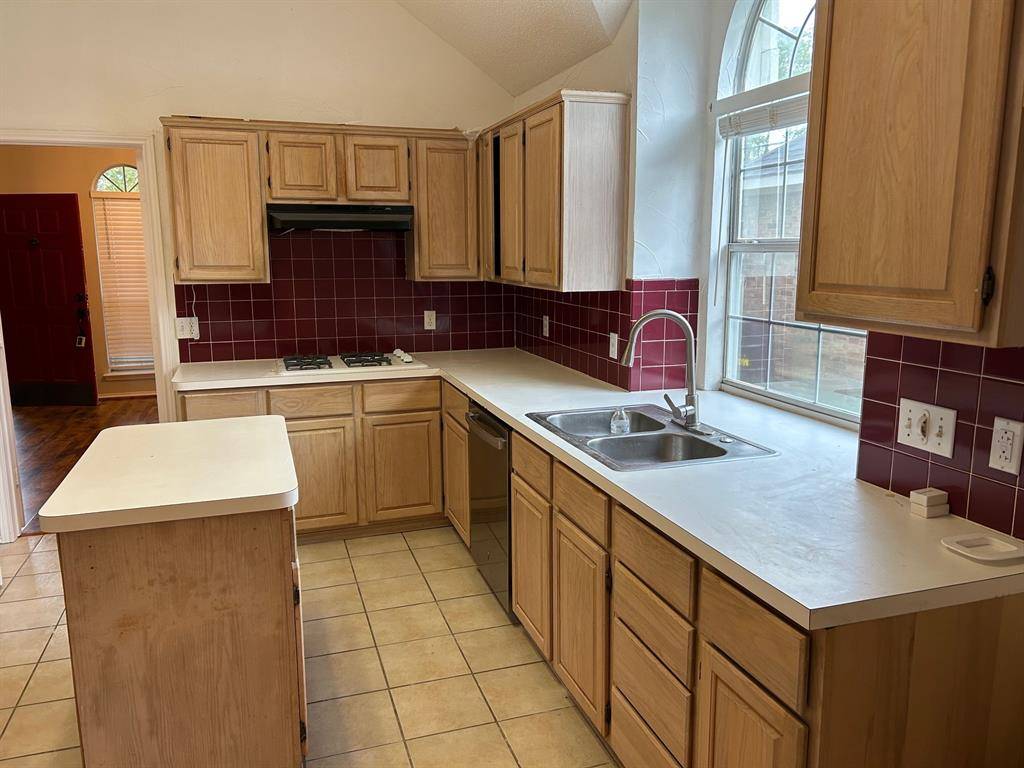 Rowlett, TX 75089,6410 Faringdon Lane