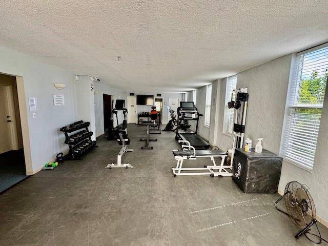 Hollywood, FL 33019,801 S Ocean Dr #303