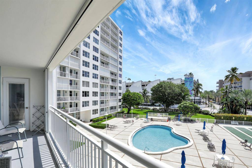 Pompano Beach, FL 33062,201 N Ocean Blvd #307
