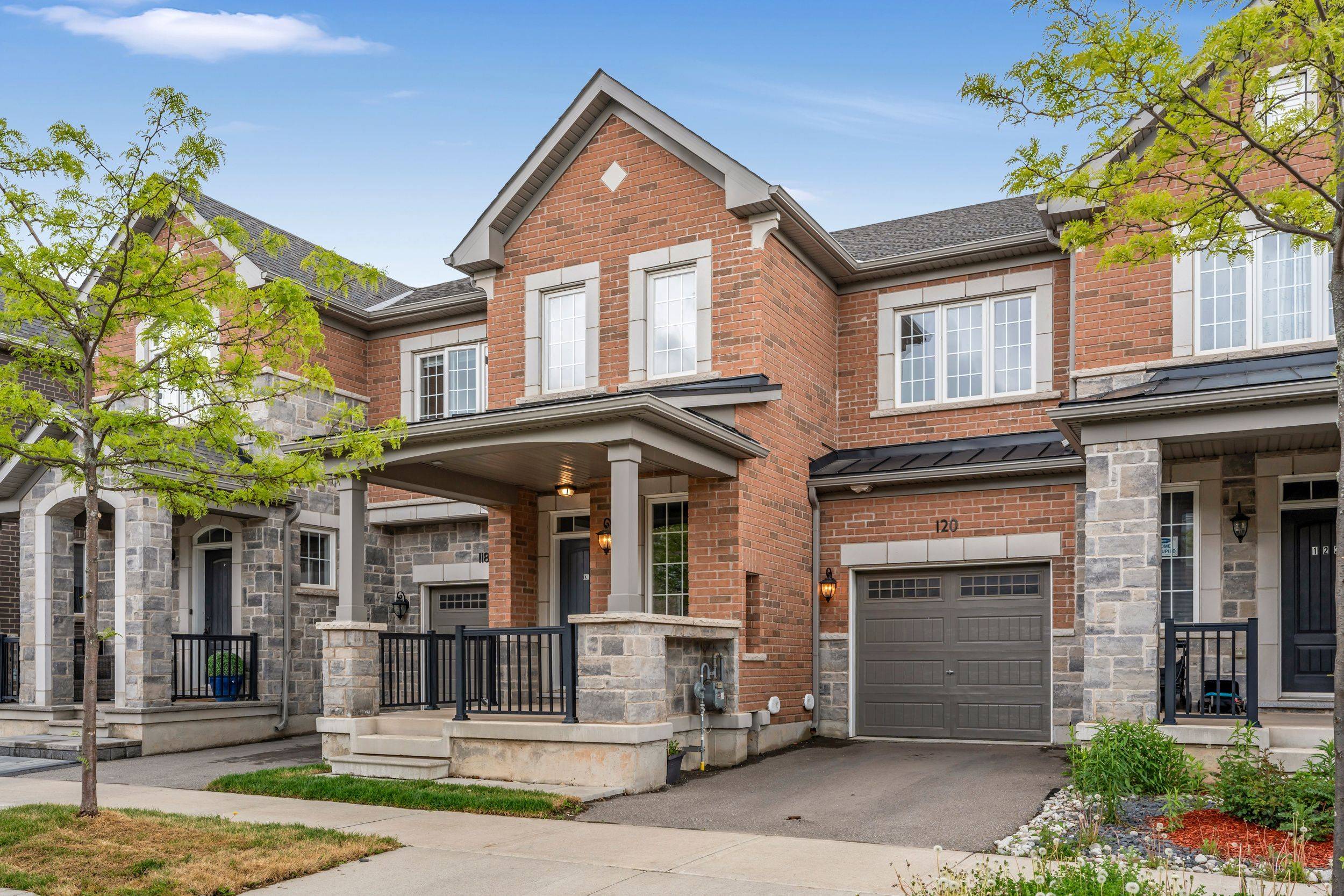Oakville, ON L6M 5K8,120 Kaitting TRL