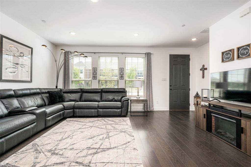 Frisco, TX 75033,7292 Sideoats Gama Street
