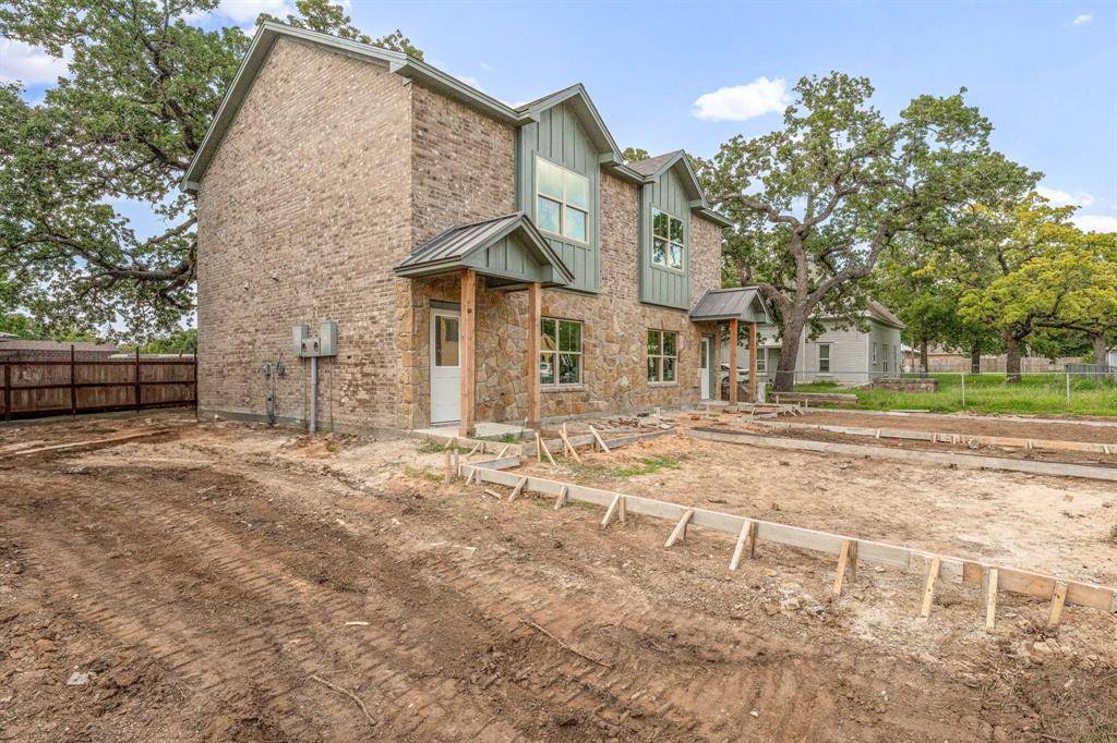 Stephenville, TX 76401,930 W Shirley Street