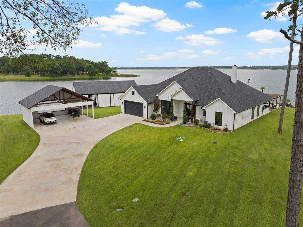 Mount Vernon, TX 75457,233 Wilcox