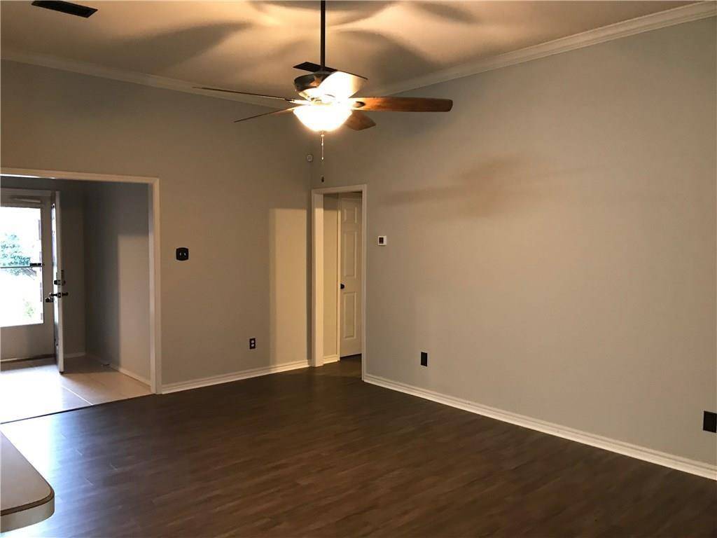 Burleson, TX 76028,931 Rolling Meadows Drive