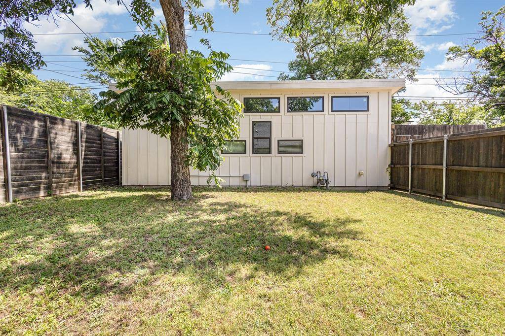 Dallas, TX 75223,1030 Mount Auburn Avenue #B