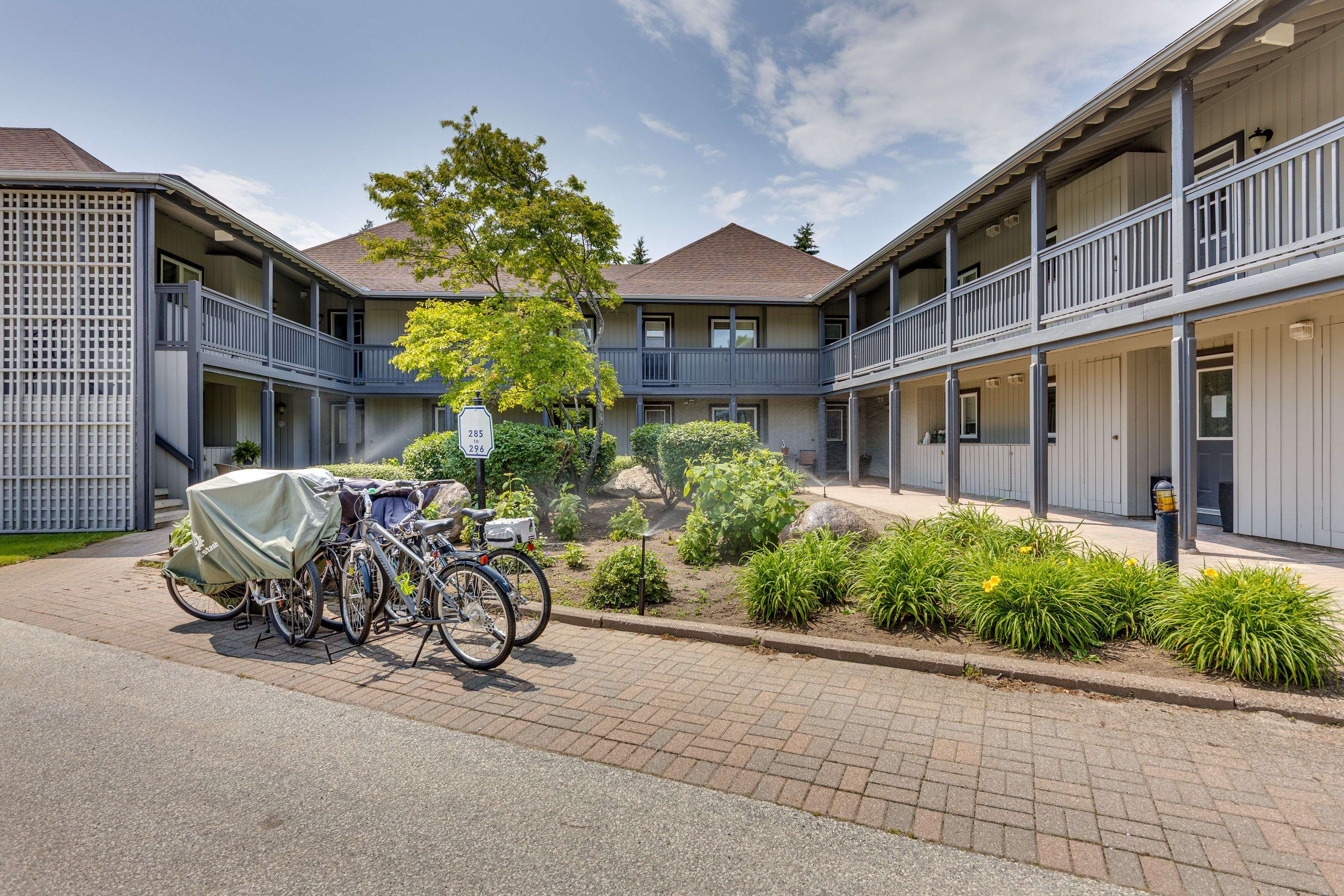 Collingwood, ON L9Y 5C7,291 Mariners WAY