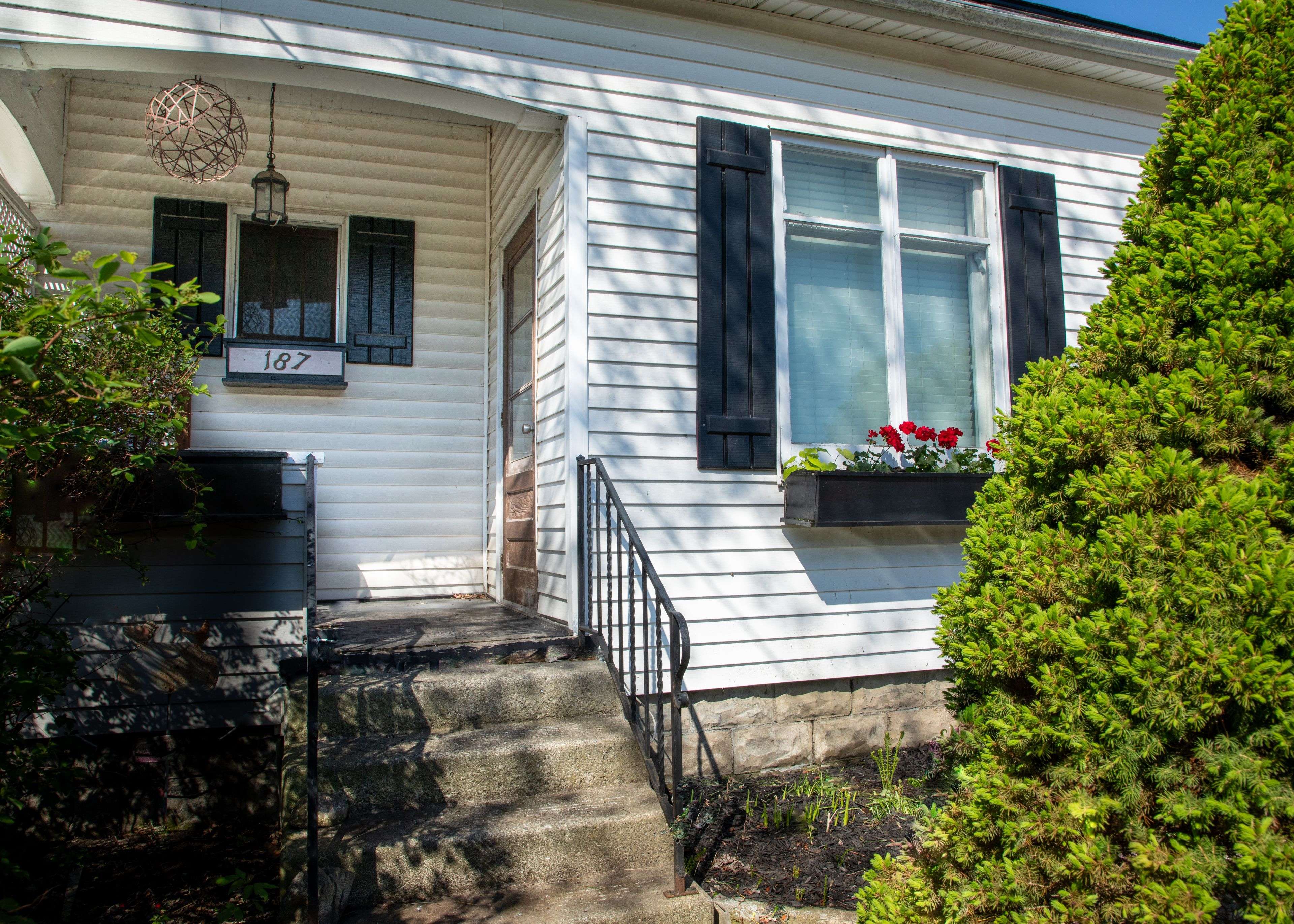 London East, ON N6B 3B6,187 William ST