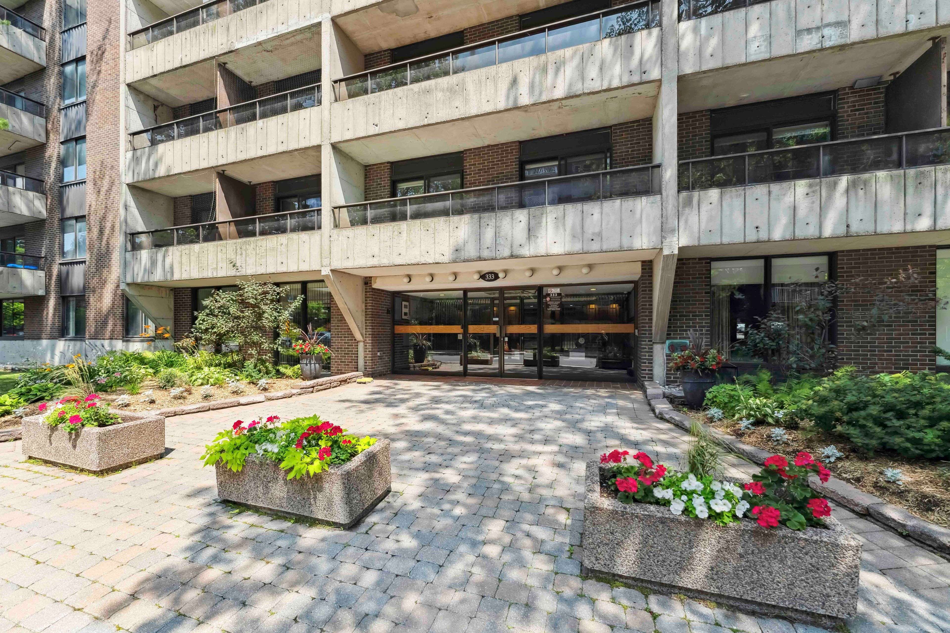 Lower Town - Sandy Hill, ON K1N 8Y8,333 Chapel ST #406