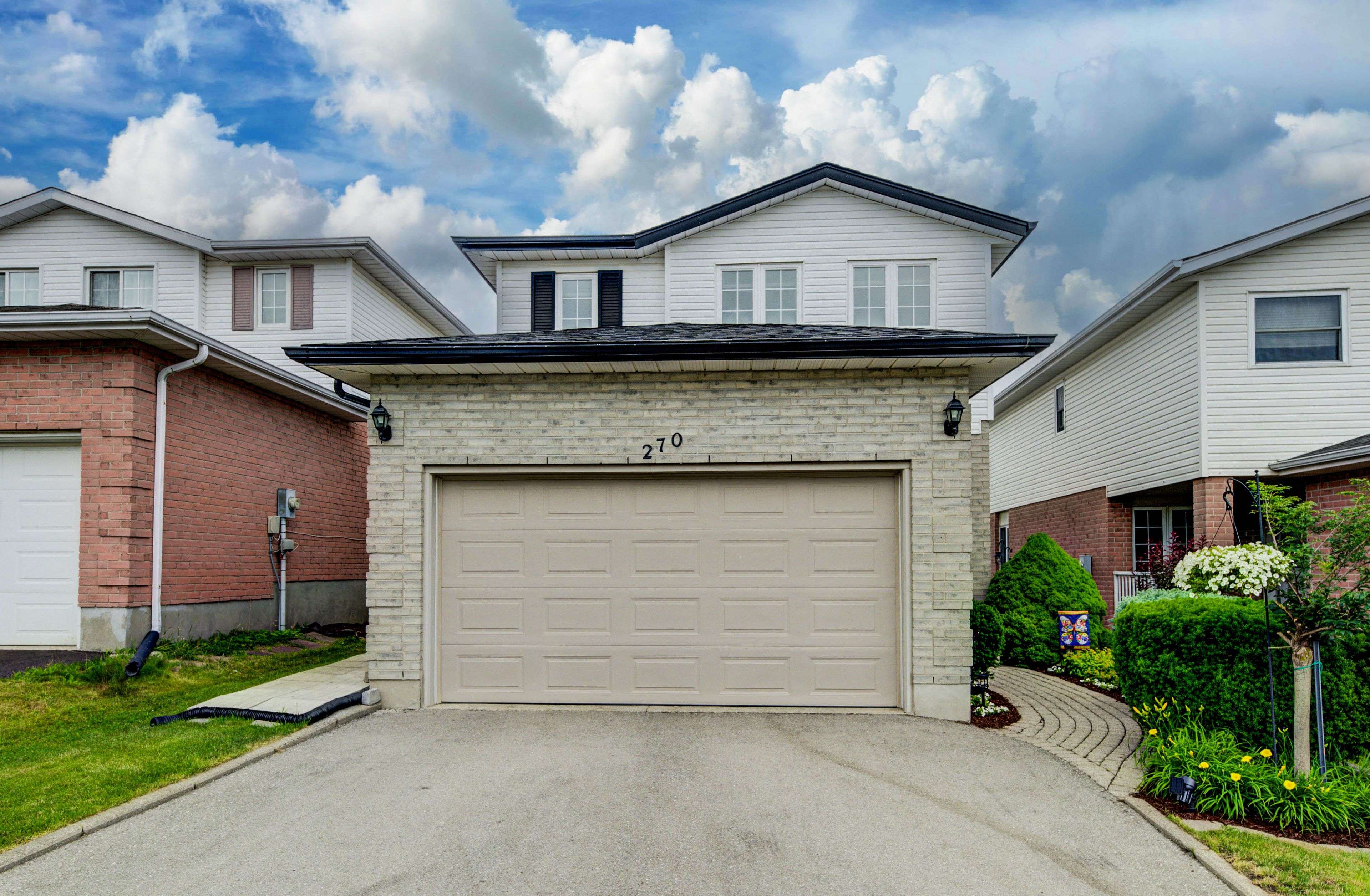 Kitchener, ON N2N 3H4,270 Resurrection DR
