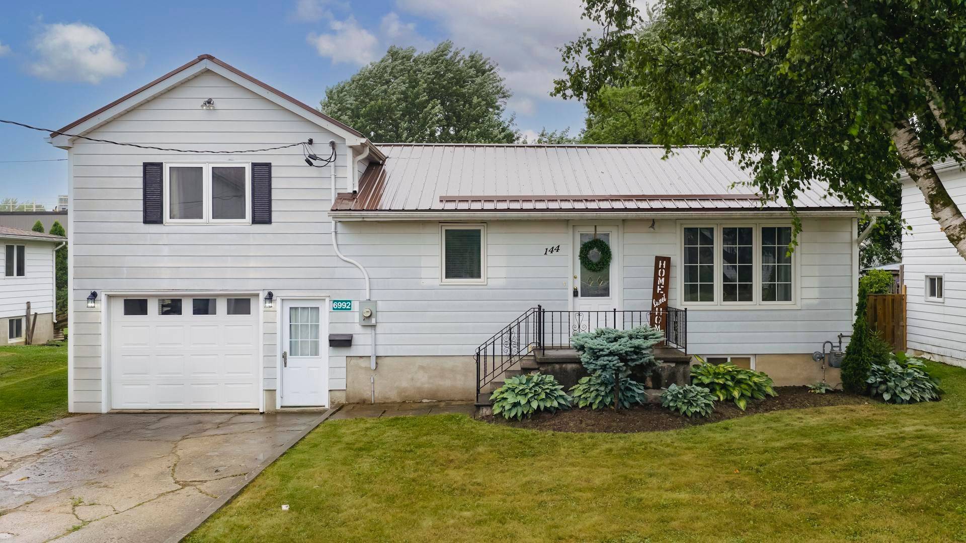 West Perth, ON N0K 1E0,6992 Raglan ST