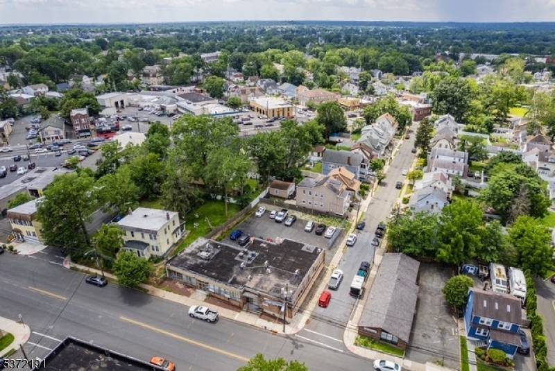 Maplewood Twp., NJ 07040,2075-2079 Millburn Ave