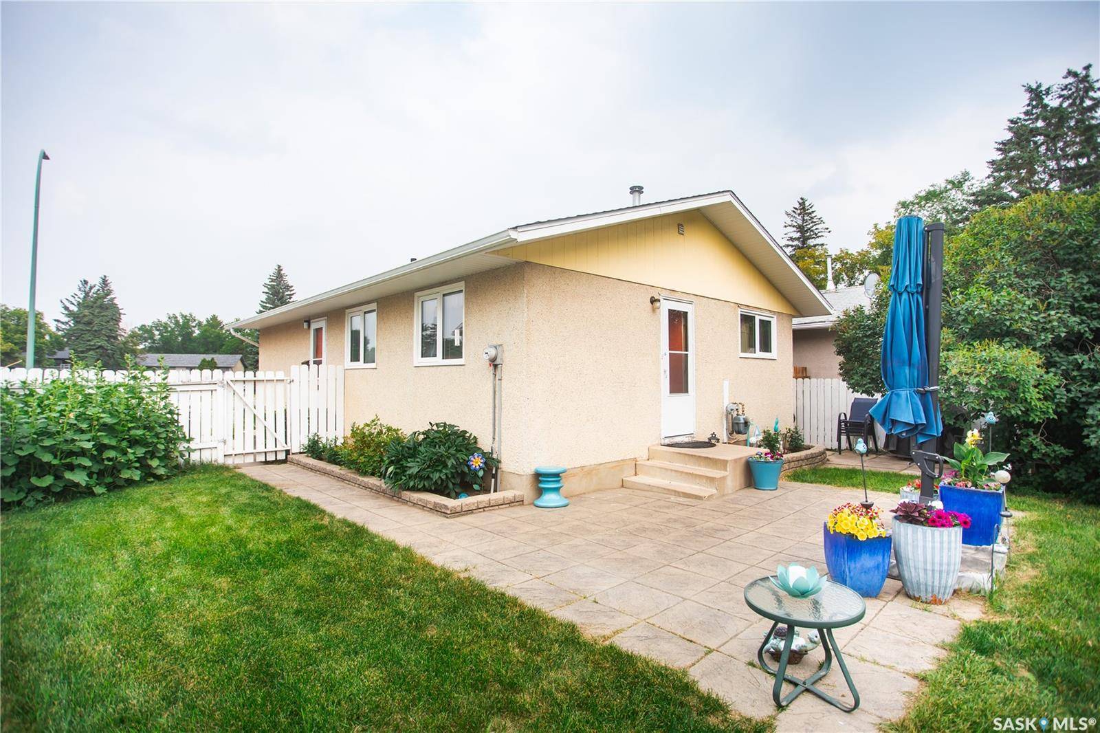 Saskatoon, SK S7L 4V9,3509 Diefenbaker DRIVE