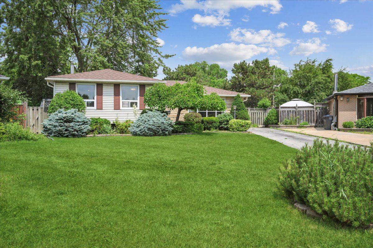 Brampton, ON L6T 2B9,12 Eldon CT