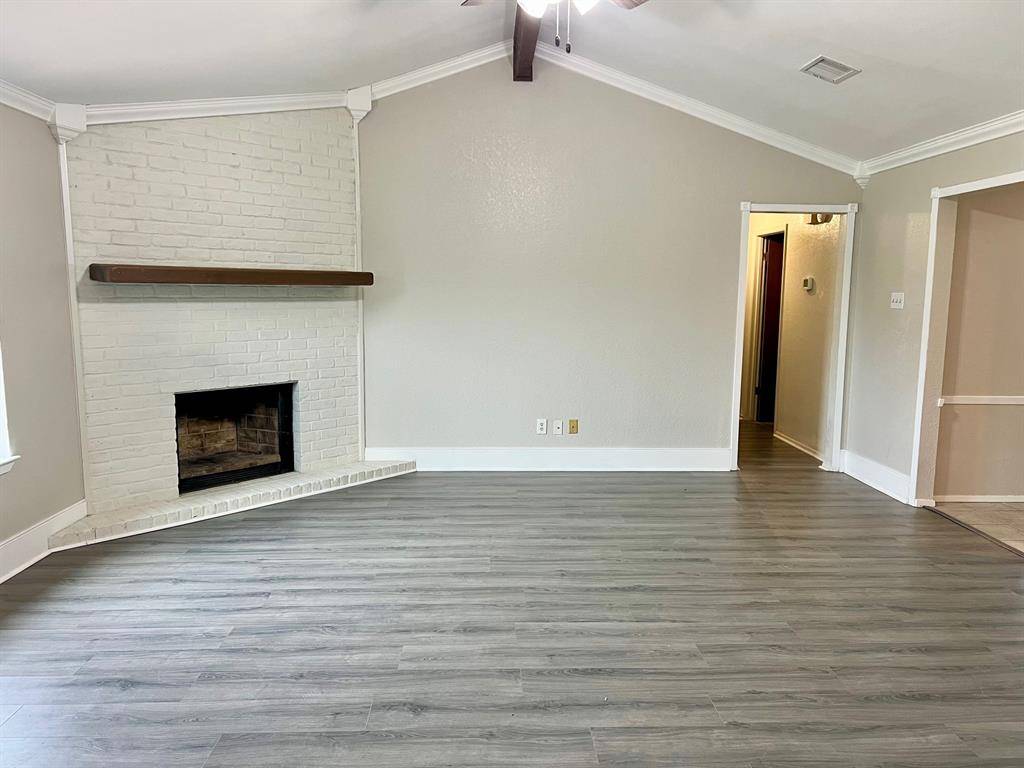 Robinson, TX 76706,3377 W Moonlight Drive