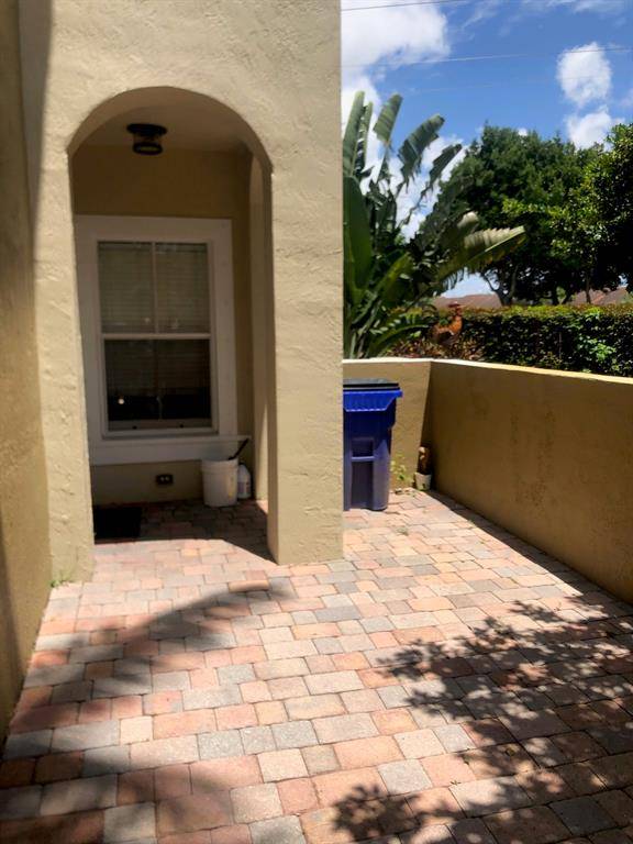 Margate, FL 33063,3206 Merrick Ter