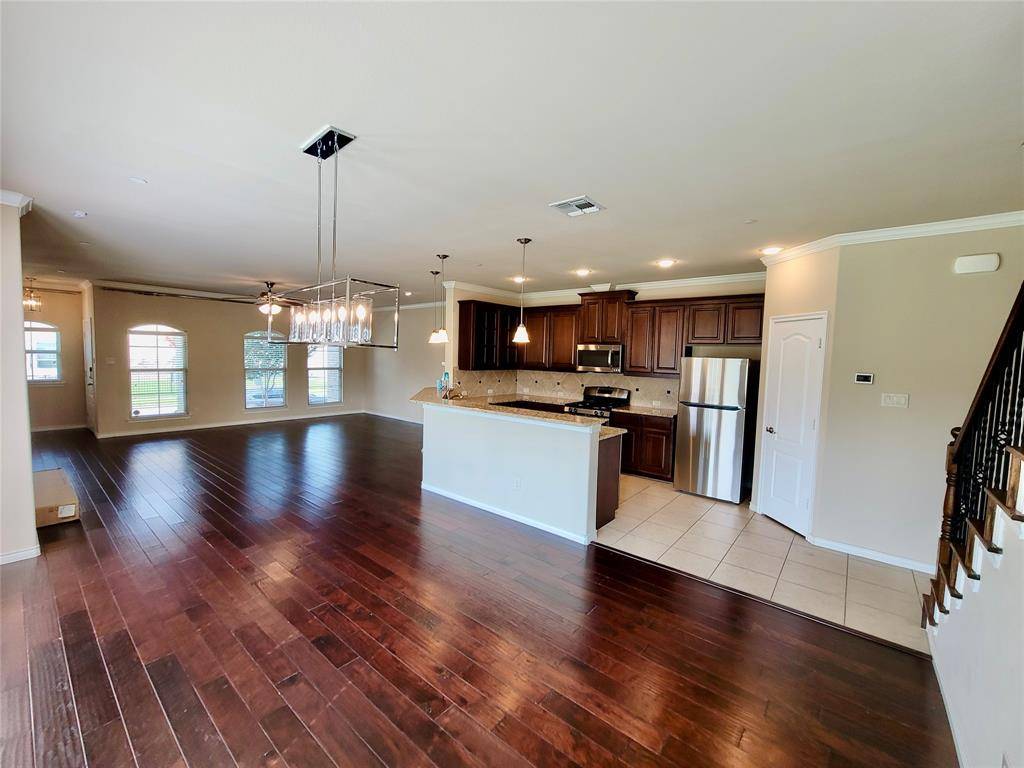 Carrollton, TX 75010,1404 Arapaho Drive