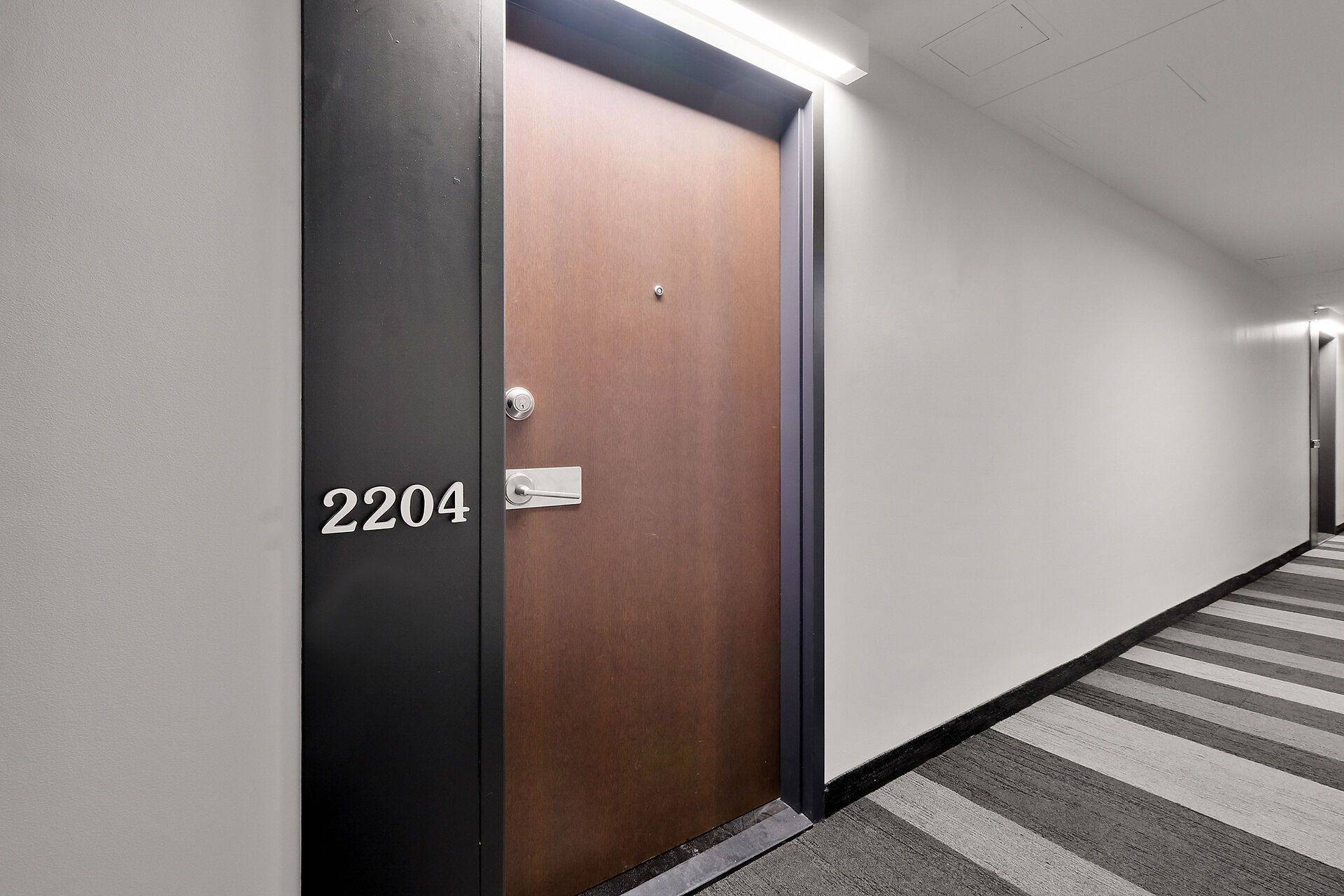 Ottawa Centre, ON K1P 0C8,199 Slater Street ST #2204