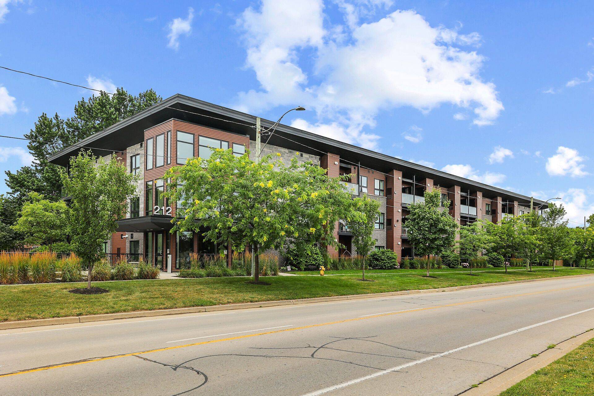 St. Catharines, ON L2N 0B4,212 Lakeport RD #201